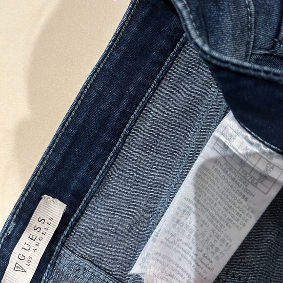 Guess Skinny Jean - Size 30 - Picture 4 of 4